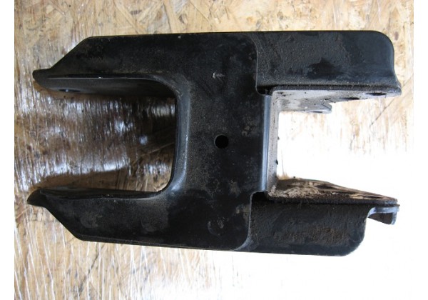 Кронштейн кпп Renault Megane, Scenic 1.6 8V, 7700841332